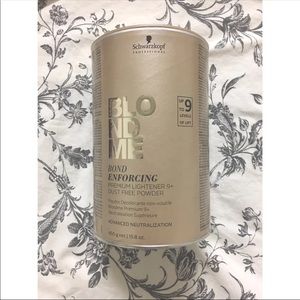 COPY - Schwarzkopf BLONDME Lightner